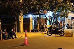 Nhóm thanh niên mang hung khí tìm đến nhà chém gục 2 anh em trai