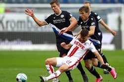 Soi kèo nhà cái Cologne vs Bielefeld. Nhận định, dự đoán bóng đá Bundesliga (20h30, 23/4)