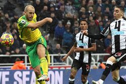 Soi kèo nhà cái Norwich vs Newcastle. Nhận định, dự đoán bóng đá Ngoại hạng Anh (21h00, 23/4)