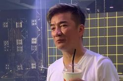 'Sốc': Đàm Vĩnh Hưng bị đàn em bạt tai, sự thật là như thế nào?