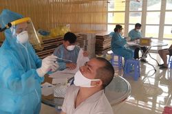 Hà Nội ghi nhận 978 ca mắc COVID-19 mới