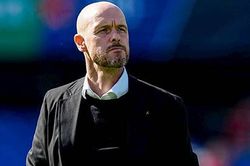 Lương HLV Ten Hag tại MU ở đâu so với các đồng nghiệp tại Premier League?