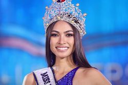 Hoa hậu Hoàn vũ Philippines thừa nhận là người lưỡng tính