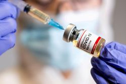 Khẩn trương rà soát, đáp ứng nhu cầu vaccine phòng Covid-19 của các địa phương