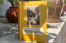 Nghe Hans Christian Andersen kể chuyện đời