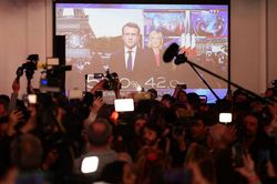 Các nhà lãnh đạo châu Âu chúc mừng Tổng thống Pháp Macron
