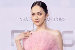 Hương Giang, Phương Khánh và giám khảo Hoa hậu Du lịch Việt Nam Toàn cầu 'phá luật'
