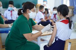 Hộ chiếu vaccine: Vẫn còn hàng chục triệu mũi tiêm chủng sai thông tin