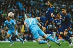 Điểm nhấn Man City 4-3 Real Madrid: Benzema xứng bóng vàng, Man City phải tự trách mình