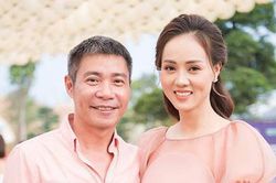 Bà xã mừng rớt nước mắt khi NSND Công Lý dần bình phục, có thể tự dọn nhà cửa