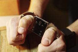 13 cựu Công an phường ở TP.HCM lập tổ công tác để 'làm tiền' tội phạm ma túy