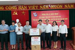 Tổng Biên tập Báo Nhân Dân, Chủ tịch Hội Nhà báo Việt Nam Lê Quốc Minh làm việc với các cơ quan báo chí tỉnh Quảng Trị