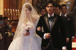 Hôn nhân 7 năm của 'Vua làng nhạc' Châu Kiệt Luân và vợ kém 14 tuổi
