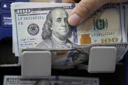 USD tăng giá lên vùng đỉnh lịch sử, Việt Nam có bước điều chỉnh nhanh