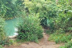 Hai học sinh bị đuối nước khi tắm suối
