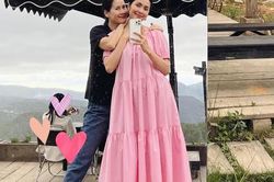 Tăng Thanh Hà chúc mừng sinh nhật Thân Thúy Hà nhưng ai cũng chú ý vào nhan sắc mộc mạc của hai mỹ nhân trong bức ảnh