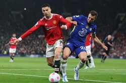 Ronaldo & kiếp 'sống mòn' ở Man United