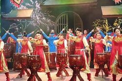Tháng Tư và cuộc trở về với thanh âm nguồn cội