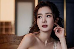 Sự bế tắc dồn dập của Dương Mịch