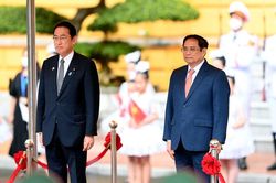 Thủ tướng Nhật Bản nói về 'mối lương duyên' với Việt Nam