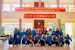 Ngày Quốc tế Lao động: Đẹp trường, sạch lớp nâng cao ý thức môi trường
