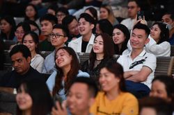 Giới trẻ xem show ca nhạc, ngắm hoàng hôn ở Đà Lạt ngày nghỉ lễ