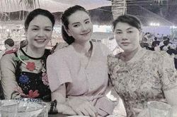 Khoe ảnh cùng 2 mẹ, 'MC đẹp nhất VTV' liệu có lép vế