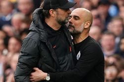 Guardiola ở lại Man City thêm 3 năm để ganh đua cùng Klopp