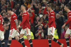 MU thắng đậm Brentford: Trái tim Ronaldo