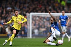MU quan tâm Mason Mount, Liverpool lấy Bellingham
