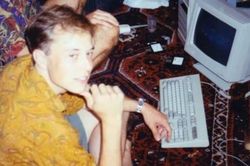 Elon Musk có thiên hướng công nghệ từ thời đi học