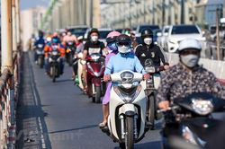 Dự báo thời tiết đêm nay và ngày mai (4-5/5): Hà Nội đêm không mưa, ngày nắng; Bắc Bộ lạnh về đêm và sáng sớm; Tây Nguyên, Nam Bộ có mưa to đến rất to