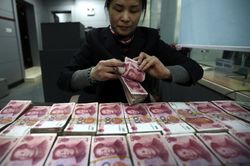 Đồng Nhân dân tệ ngày càng mất giá khi tình trạng Covid-19 tại Trung Quốc tồi tệ hơn