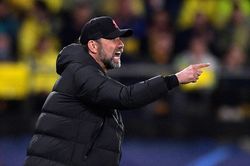 Klopp: Liverpool tự làm khó, giờ thì xem Man City chiến Real Madrid