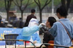 Bắc Kinh ngừng nhiều hoạt động vận tải hành khách để phòng dịch