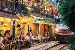 Hà Nội: Bảo đảm trật tự, an toàn giao thông khu vực 'Phố đường tàu'