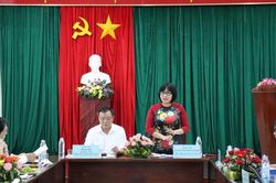 Thứ trưởng Đặng Hoàng Oanh làm việc với Sở Tư pháp và Cục THADS tỉnh Phú Yên
