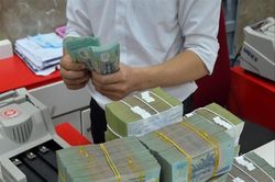 Cuộc đua tăng lãi suất đầu tiên sau đại dịch