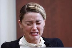 Amber Heard kể chi tiết cáo buộc bị Johnny Depp tấn công tình dục