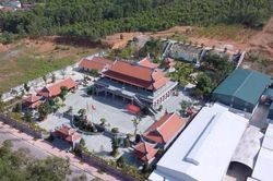 Choáng ngợp nhà thờ tổ họ Bùi Việt Nam: rộng 35.000m2, chi tiết thếp vàng đắt giá