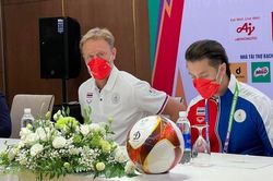 HLV Mano Polking nói gì trước cuộc đại chiến với U23 Malaysia?