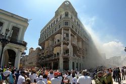 Việt Nam gửi điện thăm hỏi Cuba về vụ nổ tại khách sạn ở Havana