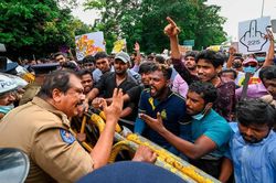 Sri Lanka ban bố tình trạng khẩn cấp lần thứ 2 trong 5 tuần
