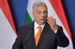 Hungary ví lệnh cấm dầu Nga của Ủy ban châu Âu với đòn tấn công hạt nhân