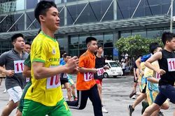 Quận Hà Đông: Giải Việt dã thúc đẩy phong trào toàn dân luyện tập thể thao