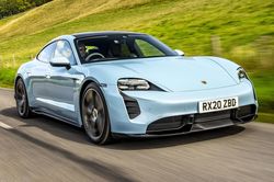 Mỹ: Xe điện Porsche Taycan bị triệu hồi vì vấn đề của hàng ghế trước