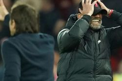 Klopp chê bóng đá của Conte, tuyên bố nóng thách đấu Man City