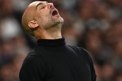 Guardiola: Ở đây mọi người ai cũng muốn Liverpool 'qua mặt' Man City