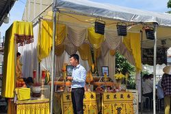 Nghẹn ngào đám tang hai đứa trẻ là anh em ruột tử vong dưới kênh nước ở TP.HCM