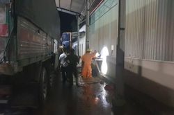 Một tài xế bị điện giật tử vong khi đang rửa xe